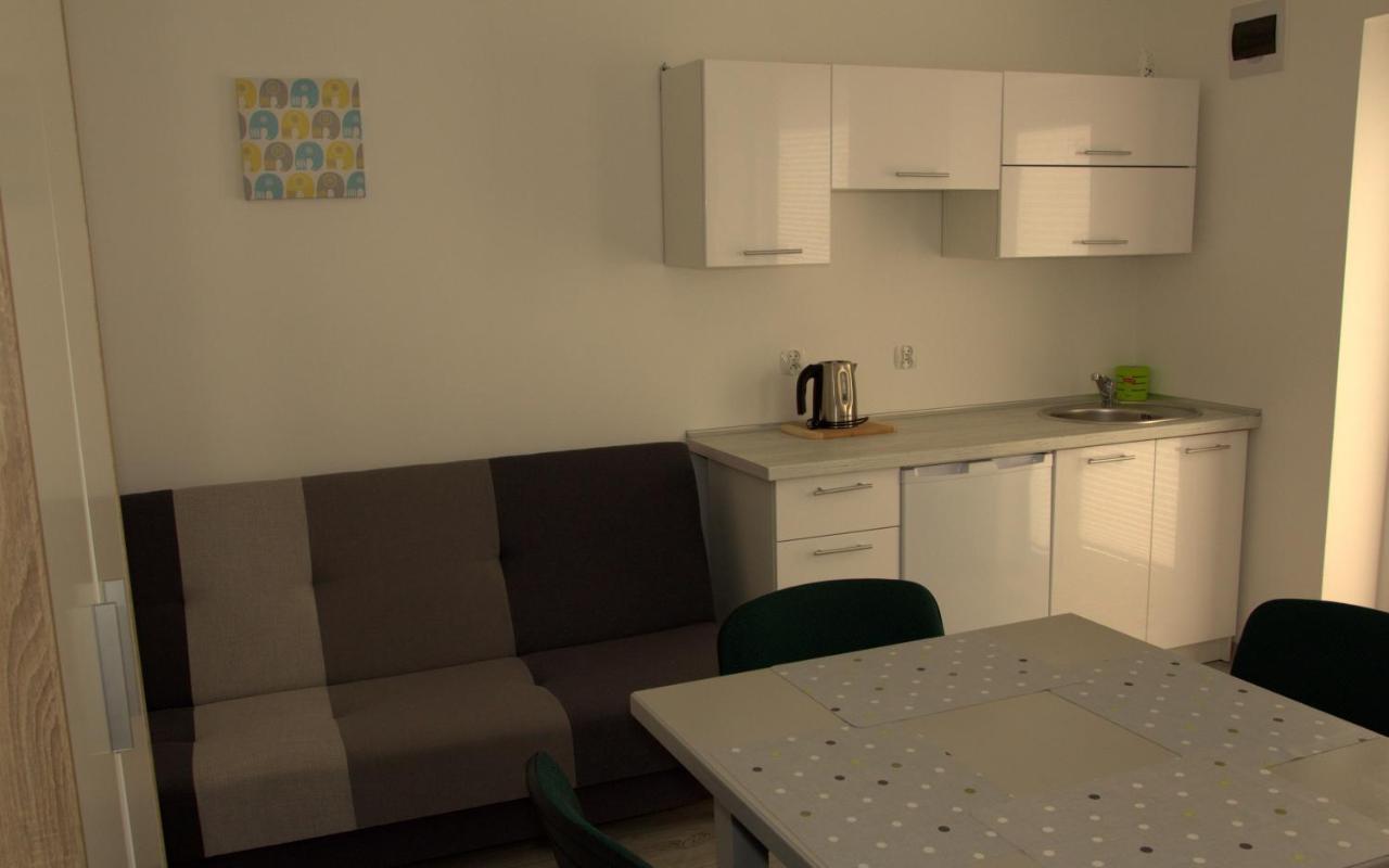 Appartamento Dom Przy Plazy Dźwirzyno Esterno foto